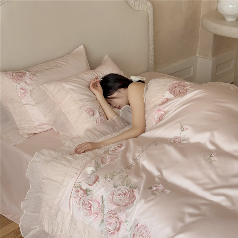 Set di Biancheria da Letto di  - Home Textiles Premium recensione e prezzo